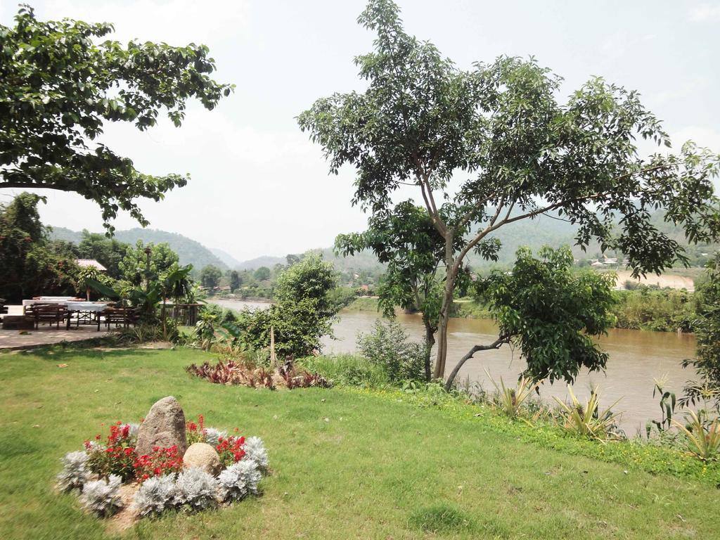 Areeya Phuree Resort Thaton Mae Ai Exterior foto