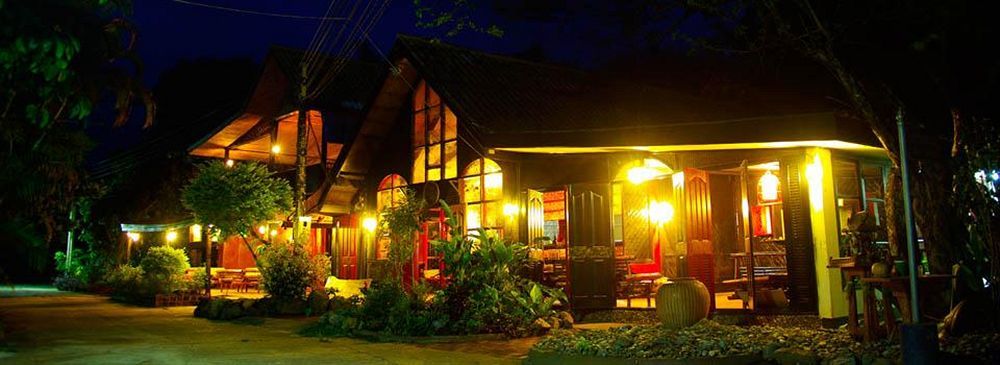 Areeya Phuree Resort Thaton Mae Ai Exterior foto